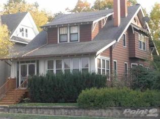 323 E Washington St, Washington, IA 52353