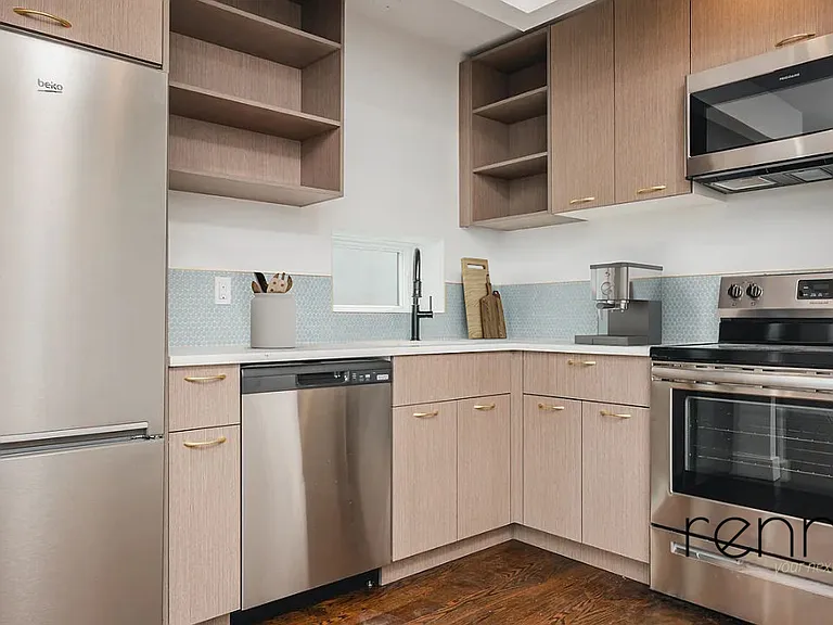 1620 New York Ave #4Y — Photo 6