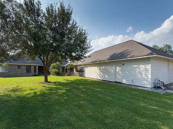 5th image of 3502 Dalmatian Ln