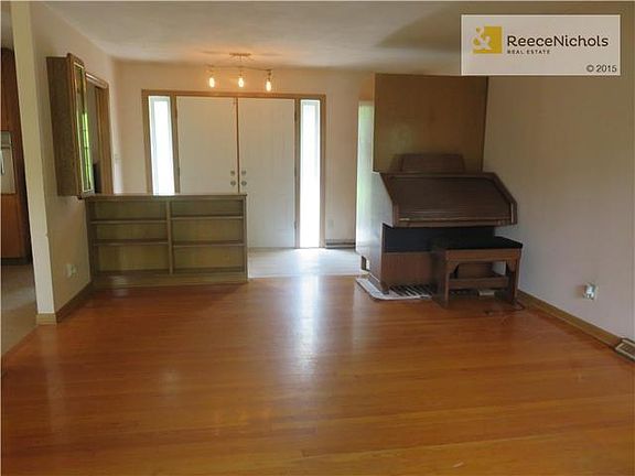 Large Entryway Leading to LR