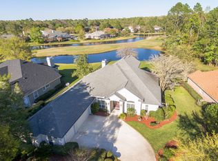 10031 Deercreek Club Rd E, Jacksonville, FL 32256