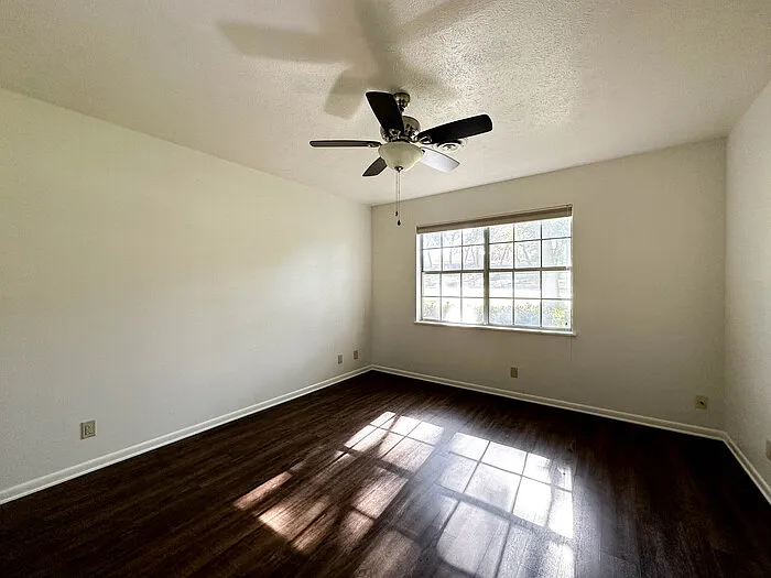 408 Mimosa Dr — Photo 17