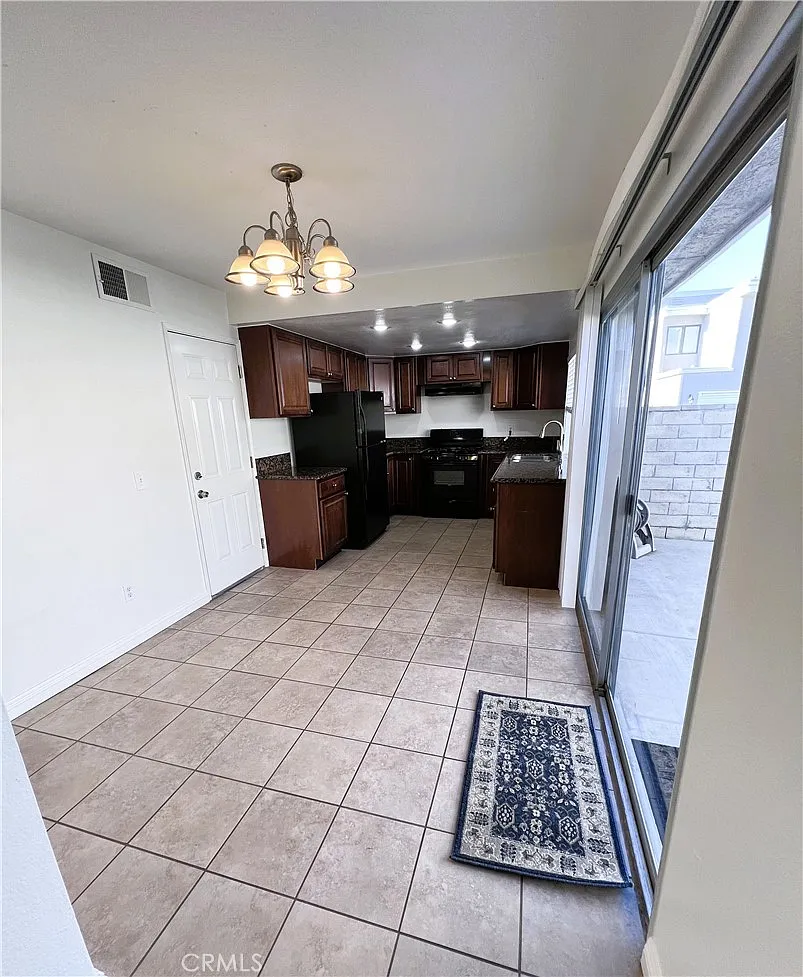 2 bed, 1014 sqft, $2,500 — Photo 4
