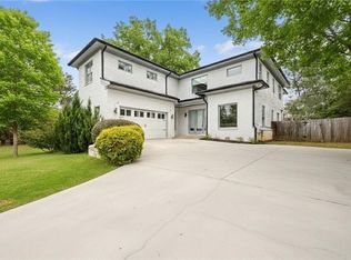 2975 Osborne Rd NE, Atlanta, GA 30319