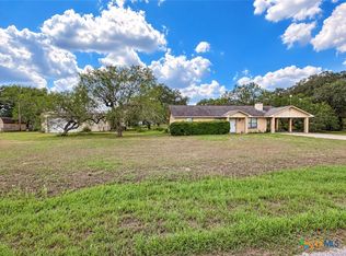 1677 Coletoville Rd E, Victoria, TX 77905