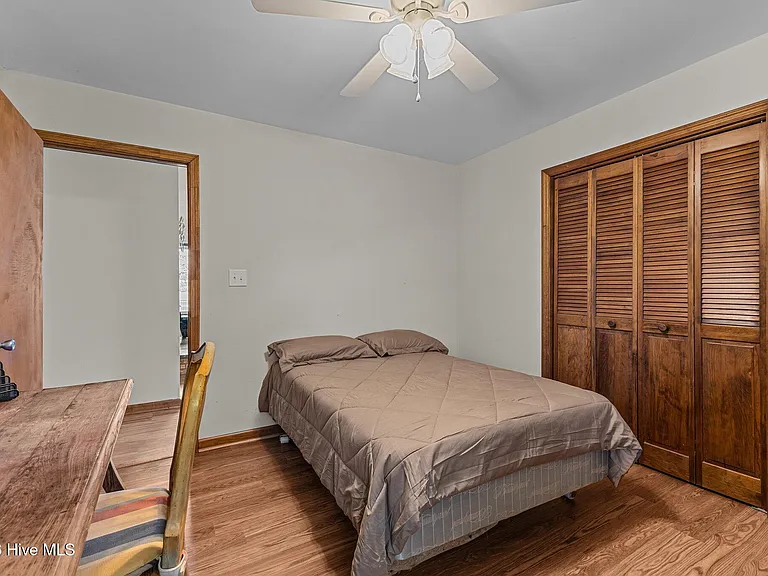 180 Wallace Rd — Photo 26