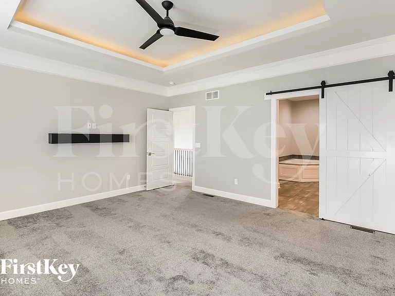 2513 Windmill Dr — Photo 8
