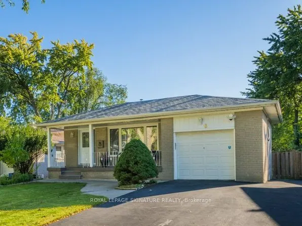 8 Bellbury Cres, Toronto, ON M2J 2J7