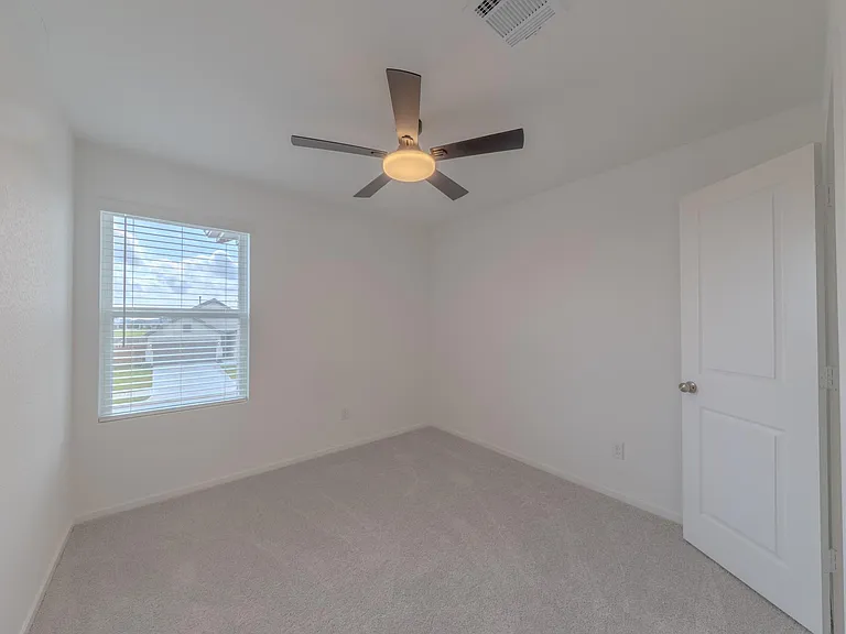 2074 Solstice Landing Dr — Photo 30
