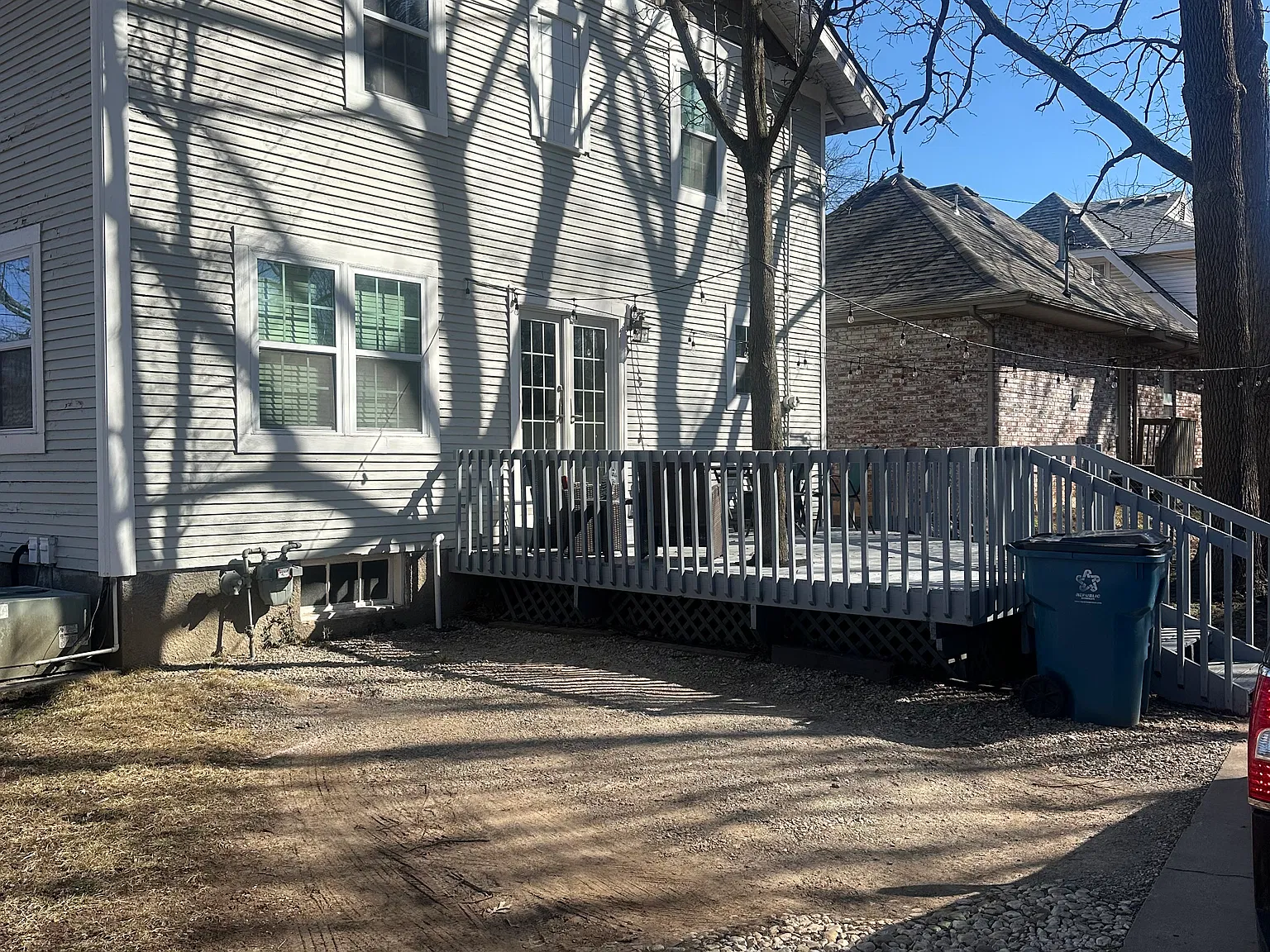 5 bed, 2.5 bath, 3100 sqft, $2,375 — Photo 4