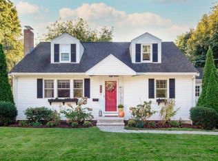 266 Pleasant St, Norwood, MA 02062