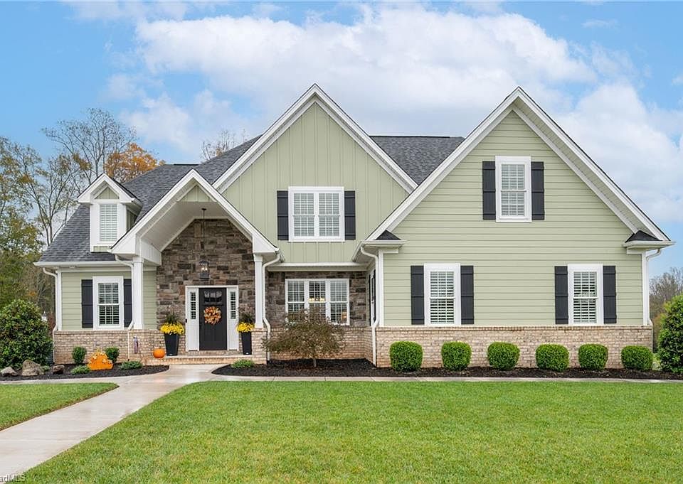 1st image of 108 Arrendal Ct