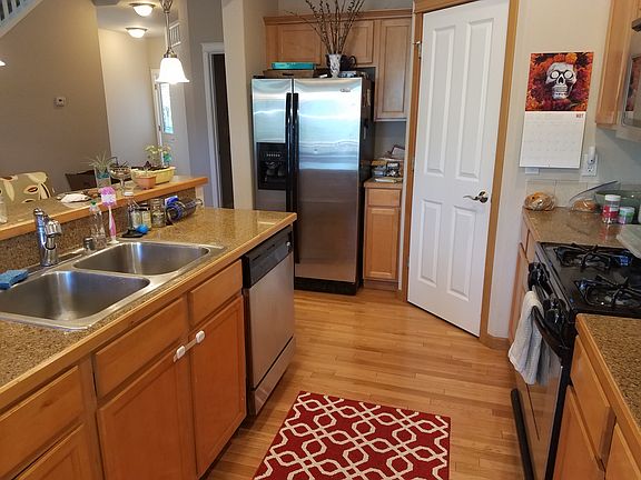 5th image of 1912 106th Ave SE
