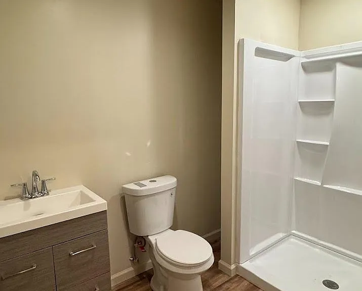 493 N Alta Ave — Photo 17