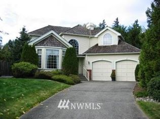 8718 NE 144th Ct, Kirkland, WA