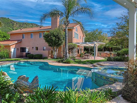 3rd image of 17816 Tuscan Dr