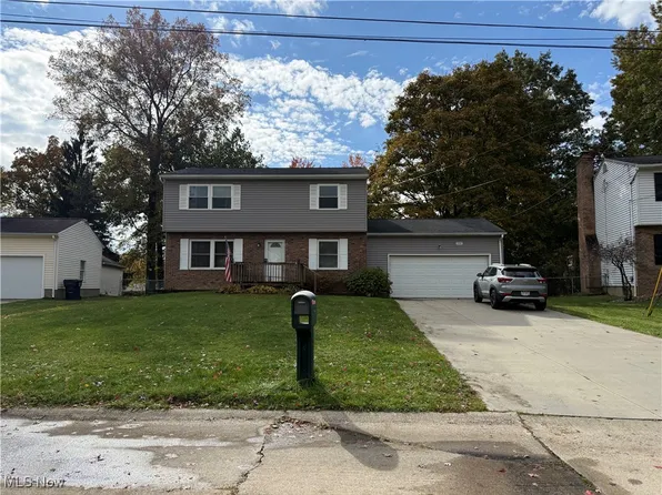 3741 Morley Dr, Kent, OH 44240