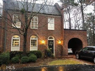 211 Townsend Pl NW, Atlanta, GA 30327