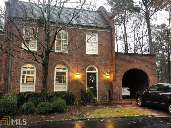 211 Townsend Pl NW, Atlanta, GA 30327