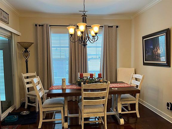 5th image of 4466 Springhill Dr APT D