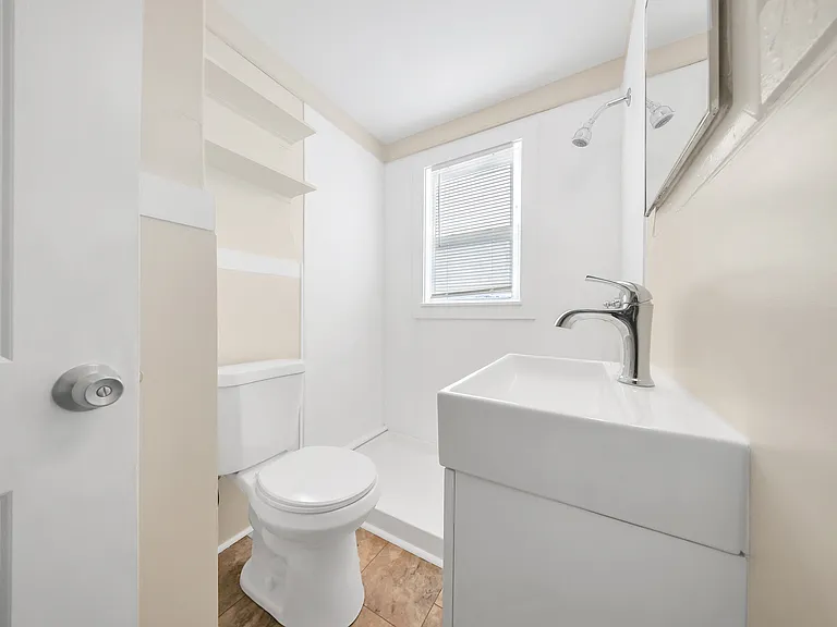 25 5th Ave #1 — Photo 13