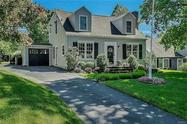 1st image of 79 Blooming Grove Tpke