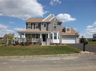 2830 Farmstead Dr #2-94, Forks Township, PA 18040