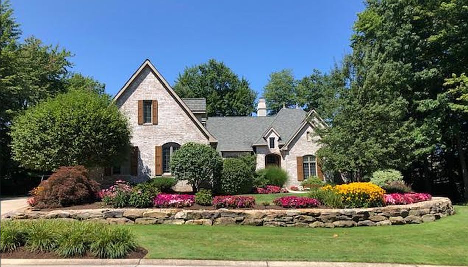 1st image of 590 Hardwick Dr