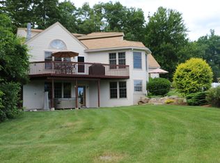 8 Bates Rd, Merrimack, NH 03054