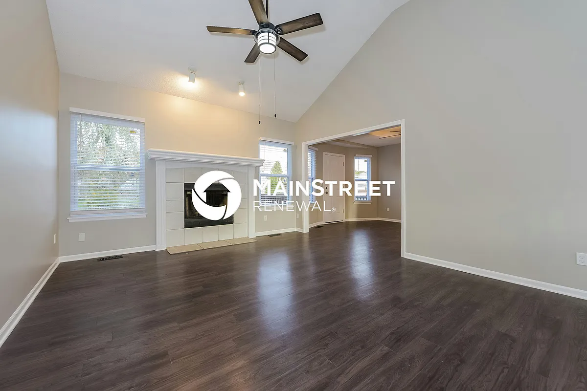Living Room - 410 Cheyenne Dr