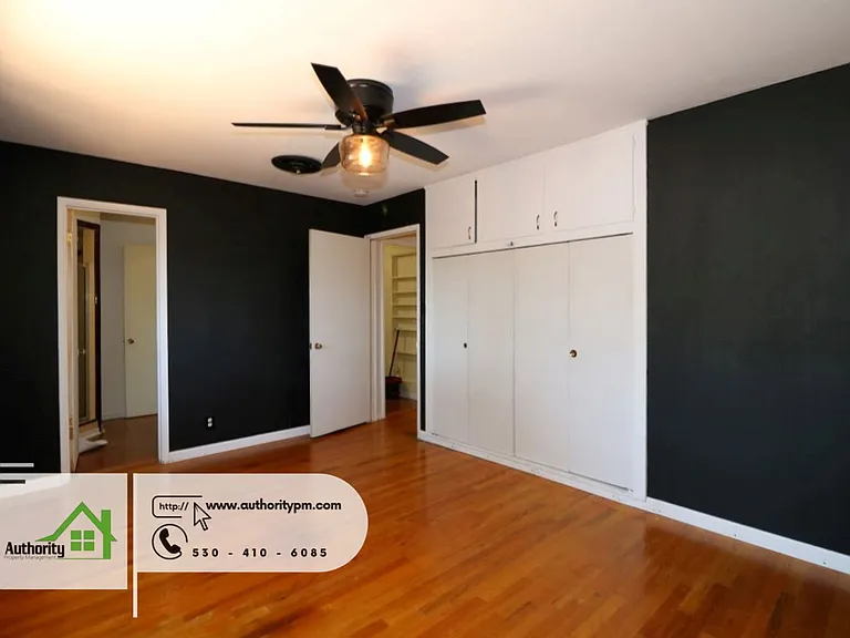 1848 Shady Ln — Photo 21