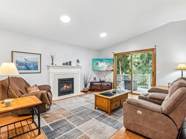 199 Galtier Pl, Shoreview, MN 55126