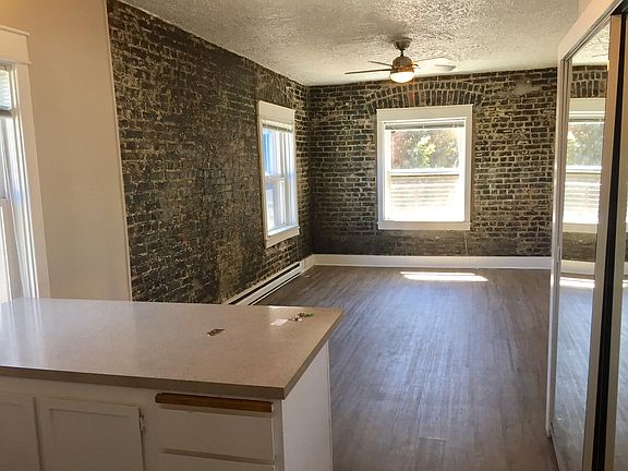 2nd image of 1942 NW Pettygrove St APT 3