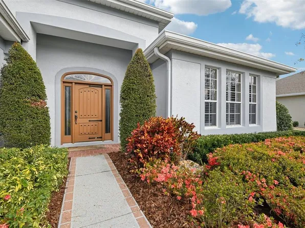 8013 Pine Hollow Dr, Mount Dora, FL 32757