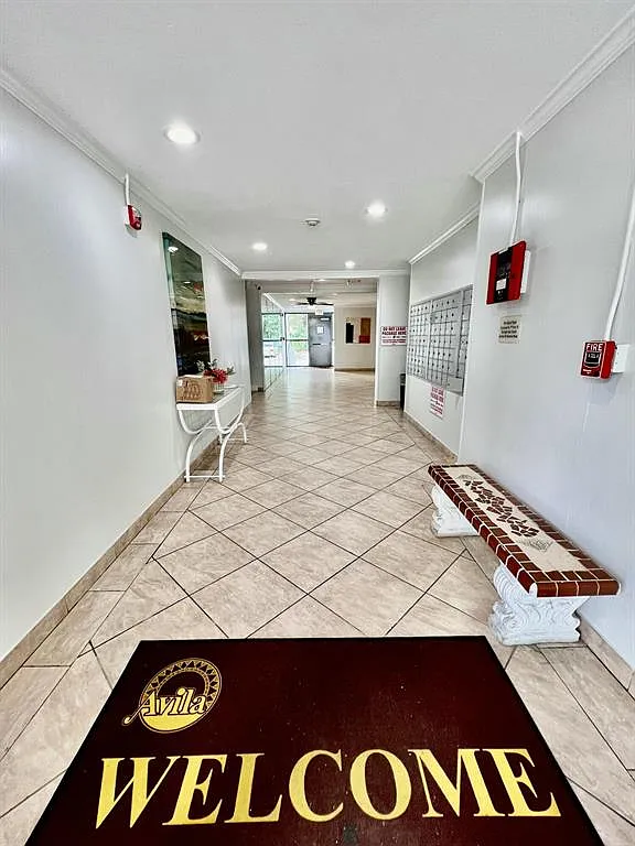 1 bed, 1.5 bath, 620 sqft, $2,000 — Photo 3
