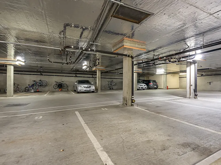 The Max Apartments — Photo 29