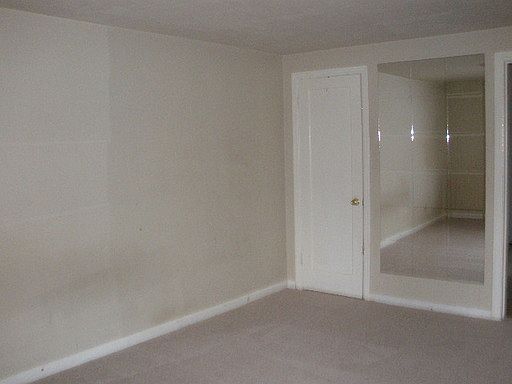 5th image of 1200 H St SE APT 4