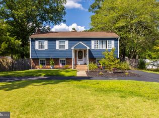 3414 N Shore Dr, Williamstown, NJ 08094