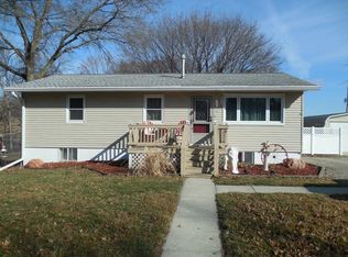 506 Ash St, Tarkio, MO 64491