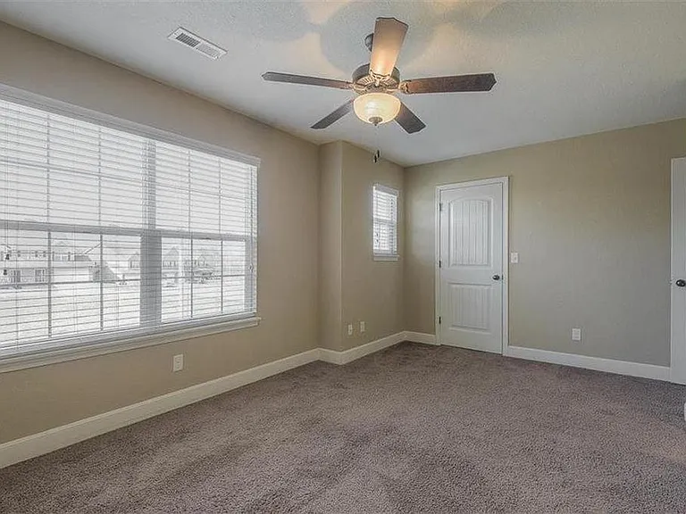 3800 NW 94th St — Photo 16
