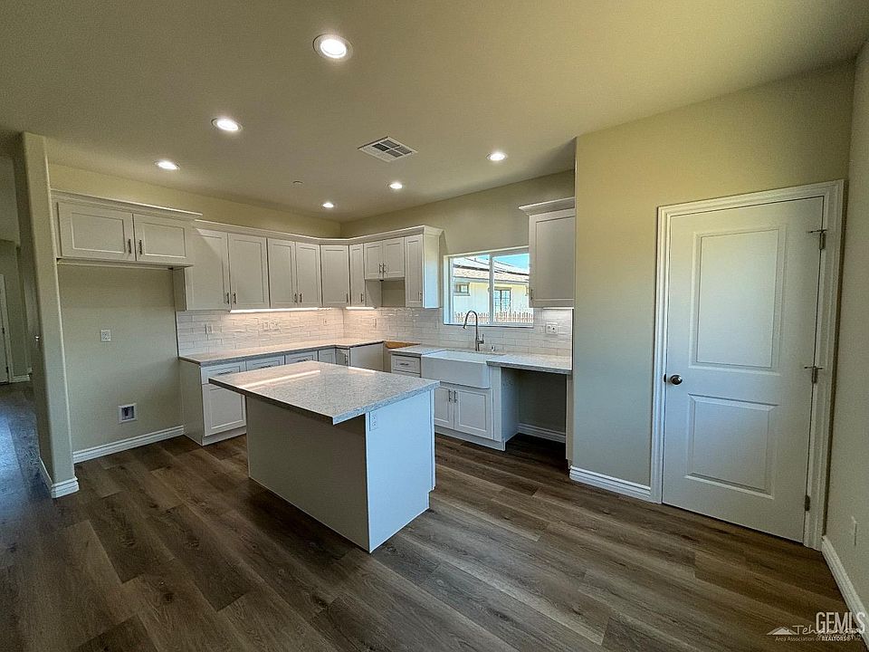 2nd image of 21641 Golden Hills Blvd