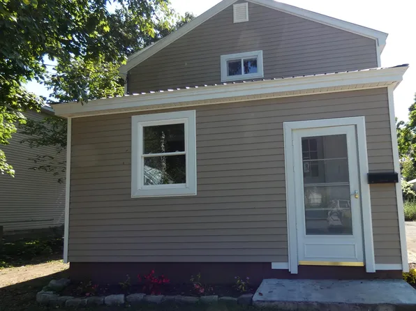 19 Douglas Avenue, Glens Falls, NY 12801