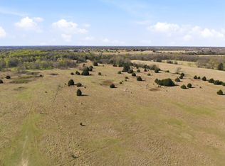 2004 E Main St, Campbell, TX 75422