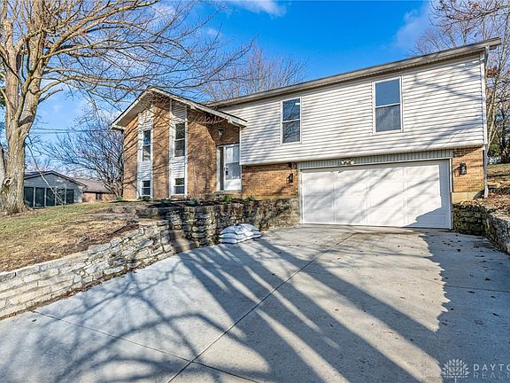 2nd image of 9060 Sequoia Ct