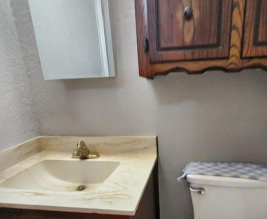 5th image of 930 Pruitt Dr