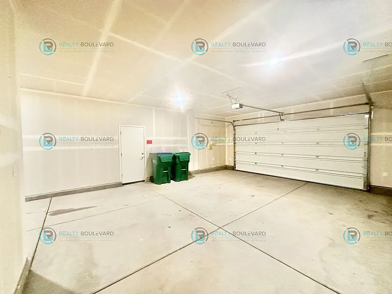 2098 Bishop Pine St — Photo 44