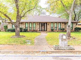 1032 Clover Dale Ln, Desoto, TX 75115