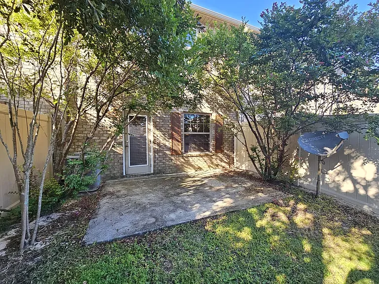 2127 Wilsons Plover Cir — Photo 15