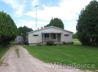 6625 Lakeshore Rd, Lexington, MI 48450