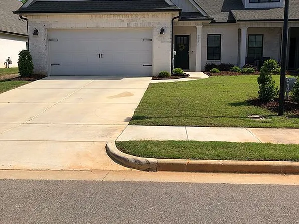 6015 Gardner Maples Dr, Owens X Rds, AL 35763